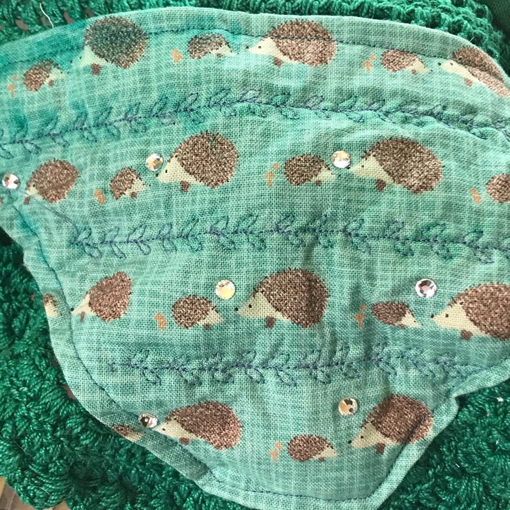 Custom hedgehog earbonnet with svoraski crystals - Picture 3 of 4